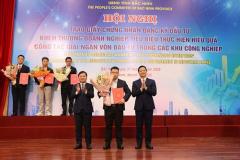Trao Giấy chứng nhận đăng ký đầu tư, khen thưởng doanh nghiệp tiêu biểu thực hiện hiệu quả công tác giải ngân vốn đầu tư trong các khu công nghiệp trên địa bàn tỉnh Bắc Ninh